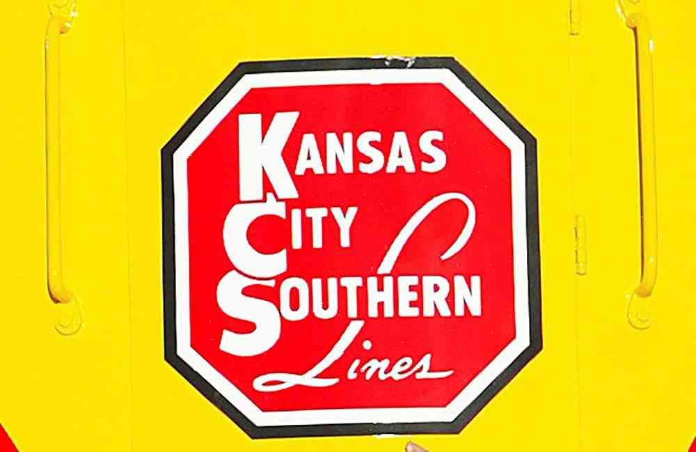 Trump foreign investment freeze is lifted to allow Mexico to pass Kansas City Southern rail deal